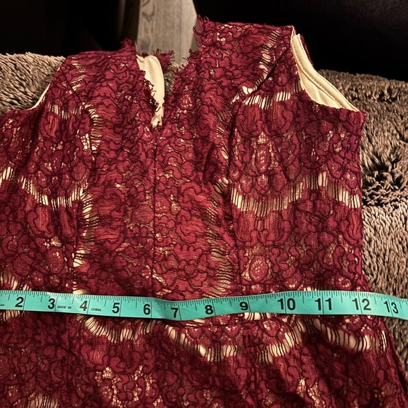 TRIXXI burgundy Lace sleeveless fit and flare dress Sz M - Picture 4 of 12